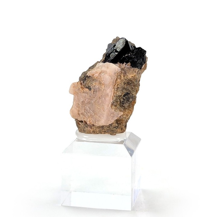 Black spinel, Parker mine, Canada, 2.7 cm