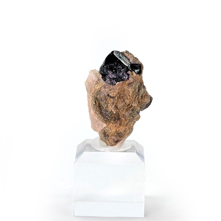 Black spinel, Parker mine, Canada, 2.7 cm