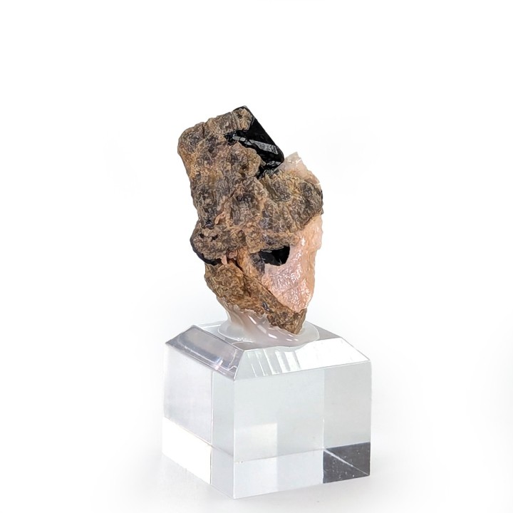 Black spinel, Parker mine, Canada, 2.7 cm