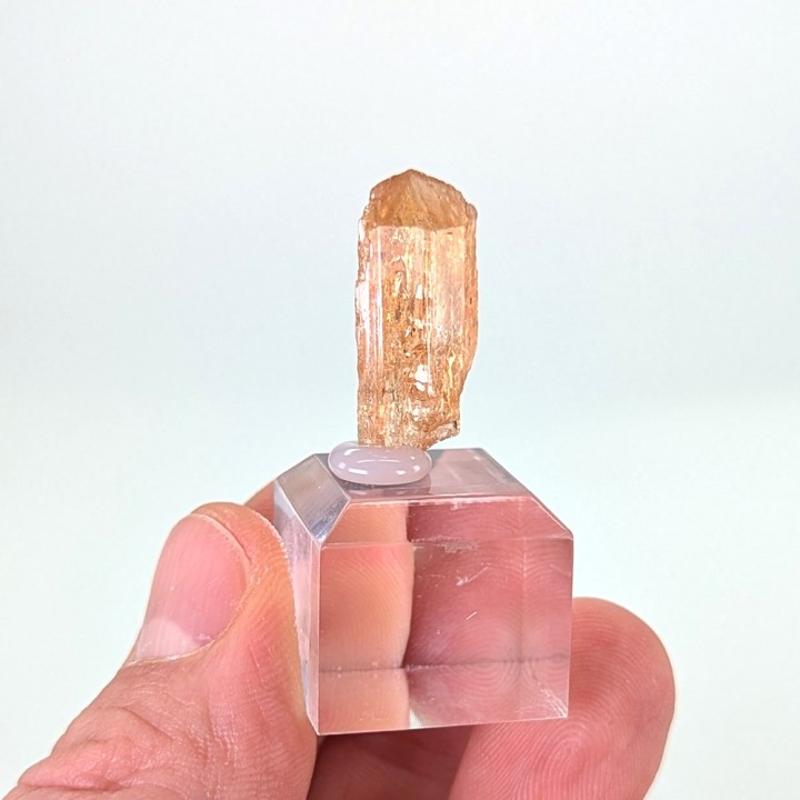 Topaze impériale, Ouro Preto, Brésil, 2,2 cm