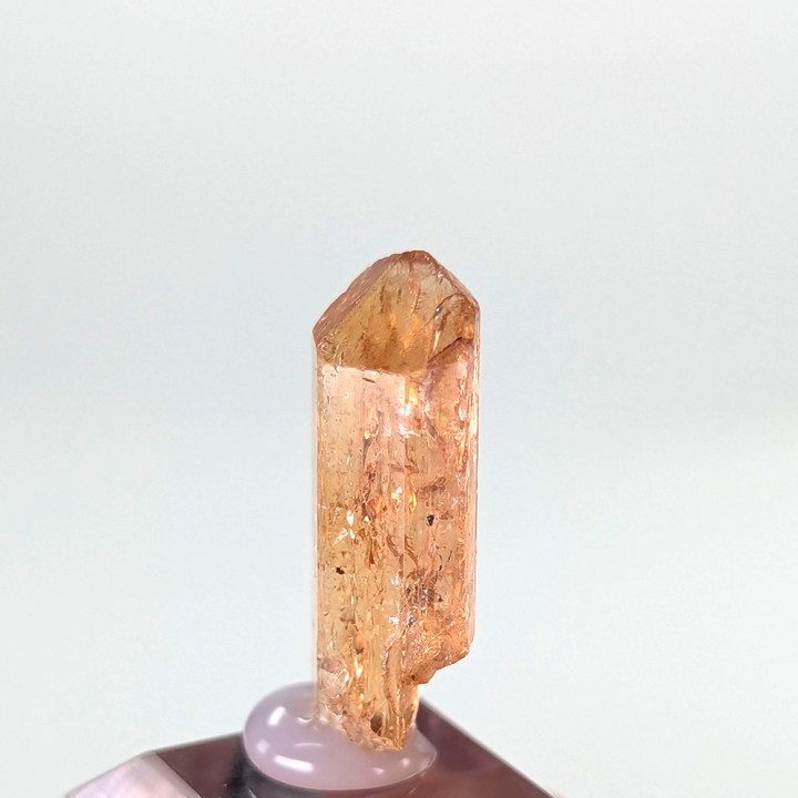 Topaze impériale, Ouro Preto, Brésil, 2,2 cm