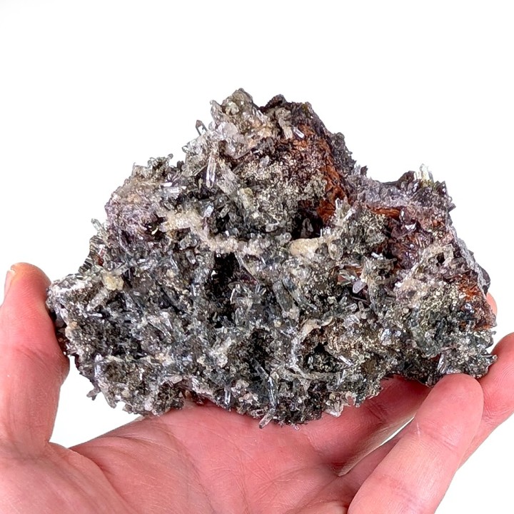 Axinite, quartz, épidote, Mine de Sayán, Pérou, 188 grammes
