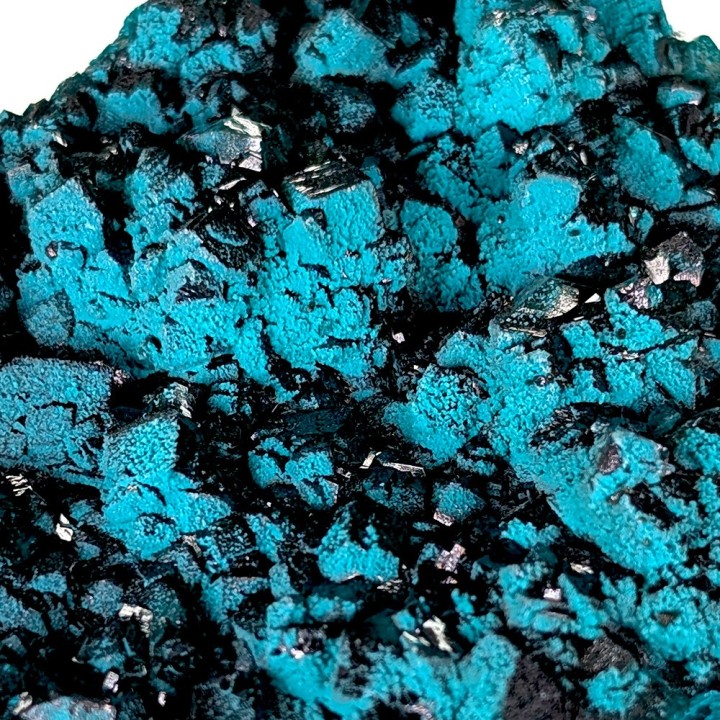 Dioptase, Mine Kapata, République du Congo, 208 grammes