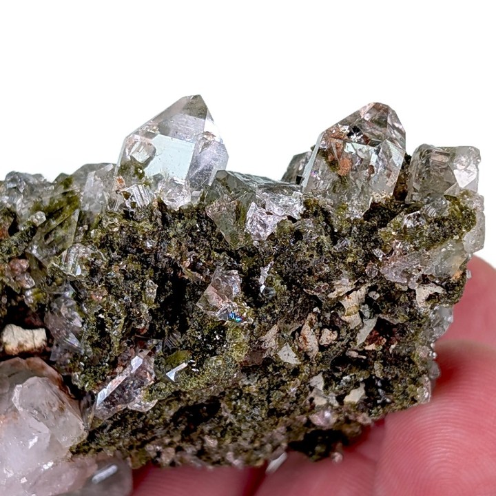 Epidote, quartz, Hakkâri, Turkey, 133 grams