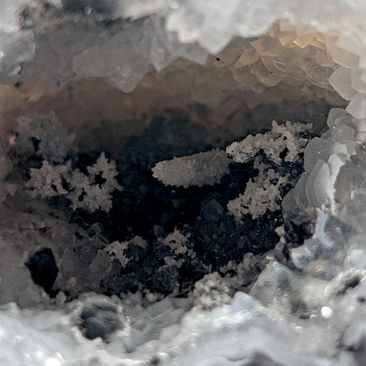 Quartz, calcite, Minas Gerais, Brésil, 4,3 cm