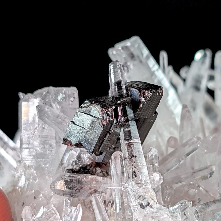 Hubnerite, quartz, fluorite, Pasto Bueno, Peru, 99 grams