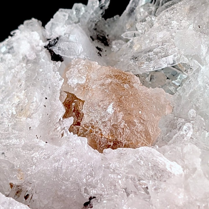 Hubnérite, quartz, fluorite, Pasto Bueno, Pérou, 99 grammes