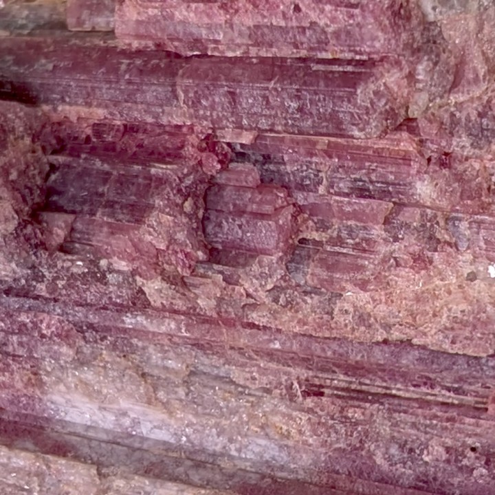 Rubellite, Minas Gerais, Brésil, 508 grammes