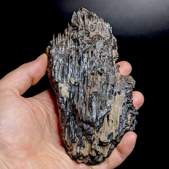 Goethite, pyrolusite, Peyreblanque, France, 728 g