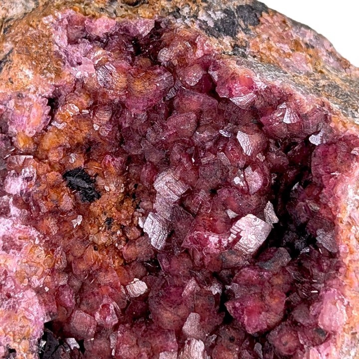 Cobaltocalcite, Kolwezi, République du Congo, 235 grammes