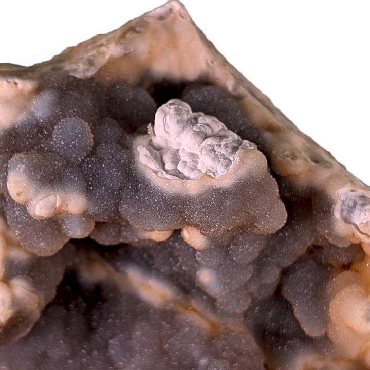 Calcédoine, Charroux, France, 122 grammes