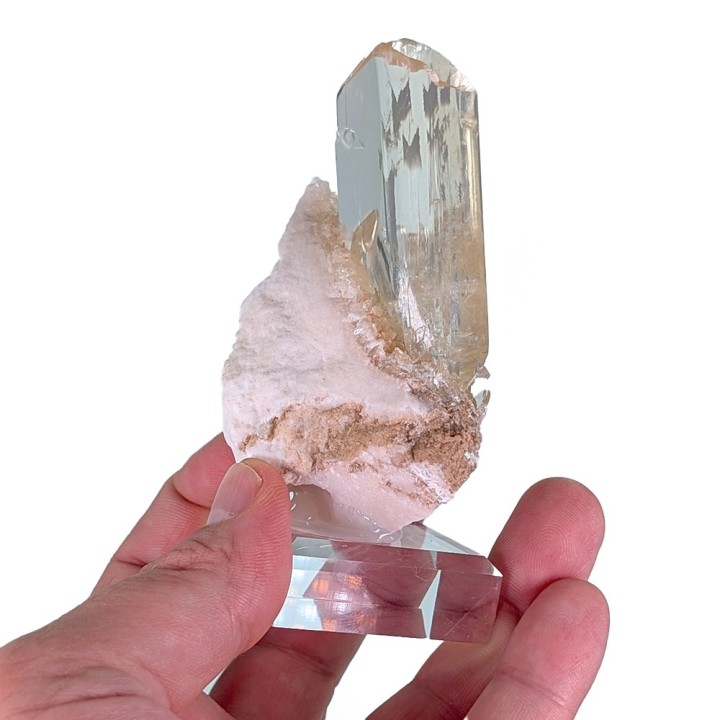 Gypsum, Fuentes de Ebro, Spain, 104 grams