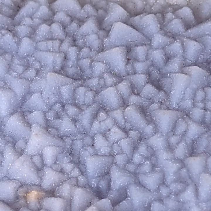 Calcédoine psm mélanophlogite, Trestia, Roumanie, 77 grammes