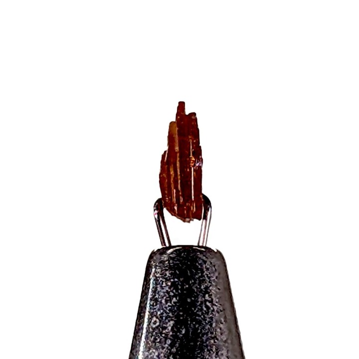 Bastnaesite, Trimouns quarry, France, 6 mm