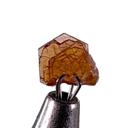 Bastnaesite, carrière de Trimouns, France, 6 mm