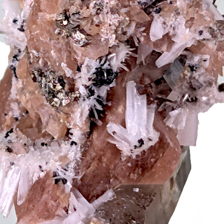 Rhodochrosite, bertrandite, Gisement Kara-Oba W, Kazakhstan, 3,1 cm