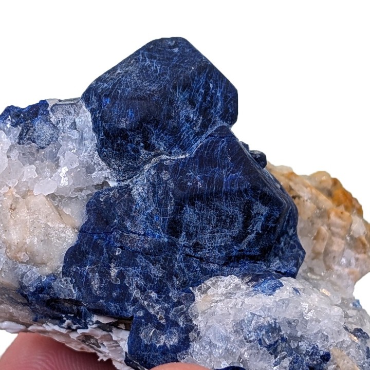 Lazurite, Ladjuar Medam, Afghanistan, 80 grammes