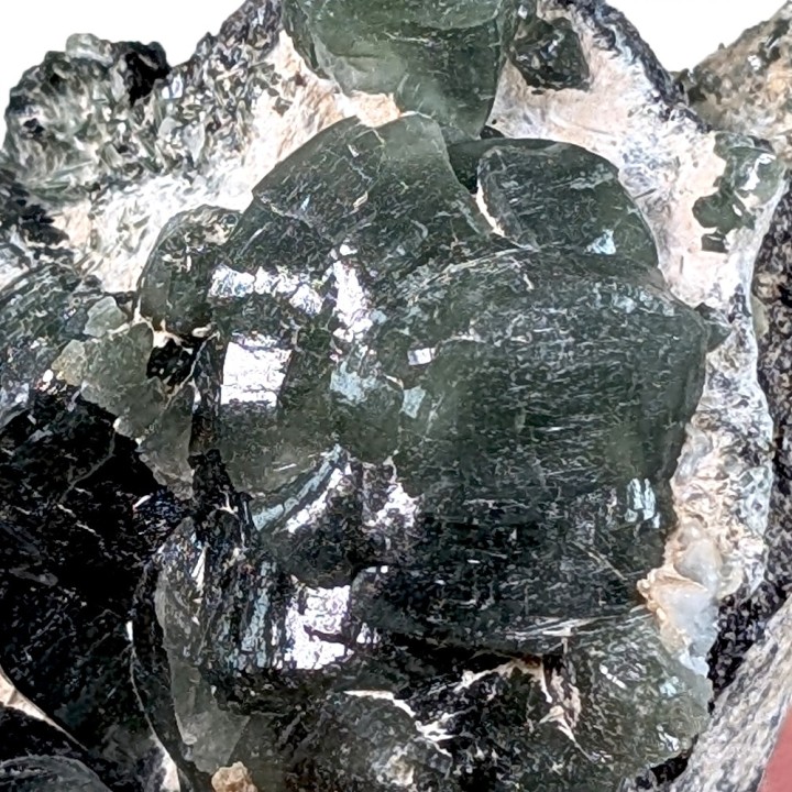 Prehnite, La Combe de la Selle, France, 73 grammes