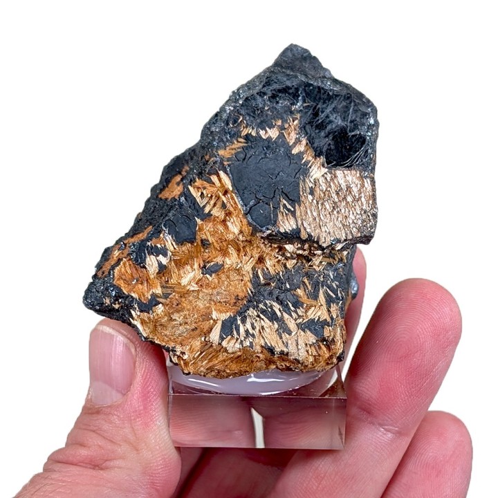 Rutile, hématite, Nove Horizonte, Brésil, 164 grammes