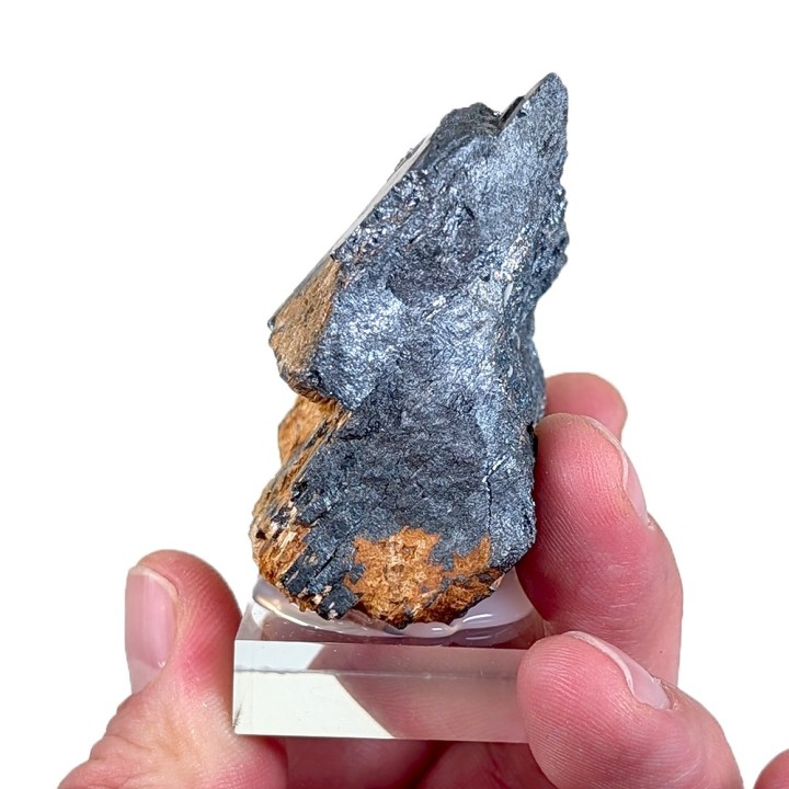 Rutile, hematite, Nove Horizonte, Brazil, 164 grams