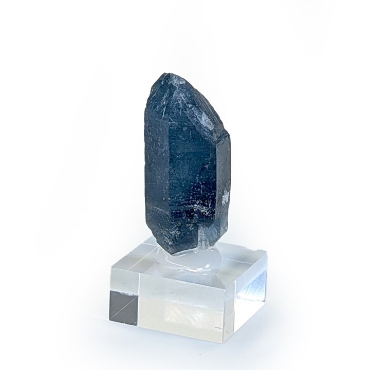 Indigolite quartz, Minas Gerais, Brazil, 3 cm