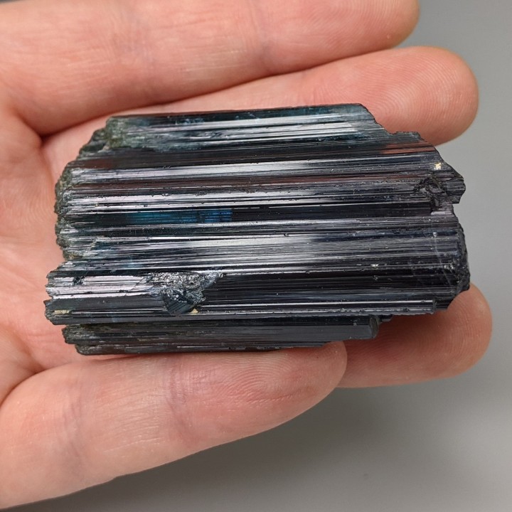 Indicolite tourmaline, Madagascar, 134 g