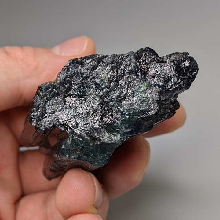 Indicolite tourmaline, Madagascar, 134 g