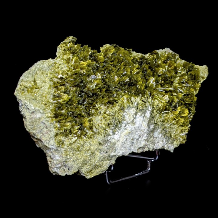 Epidote, Alicante, Espagne, 263 g